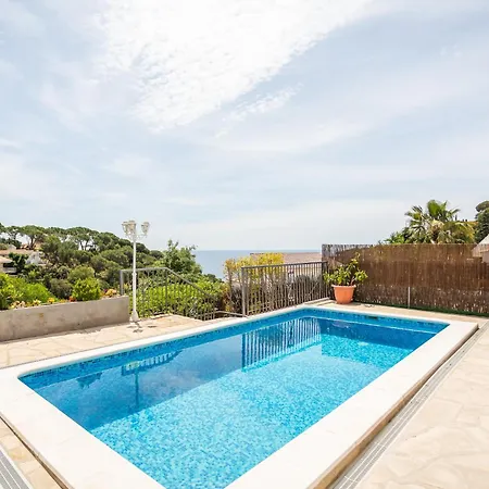 Bouganvilla Villa *